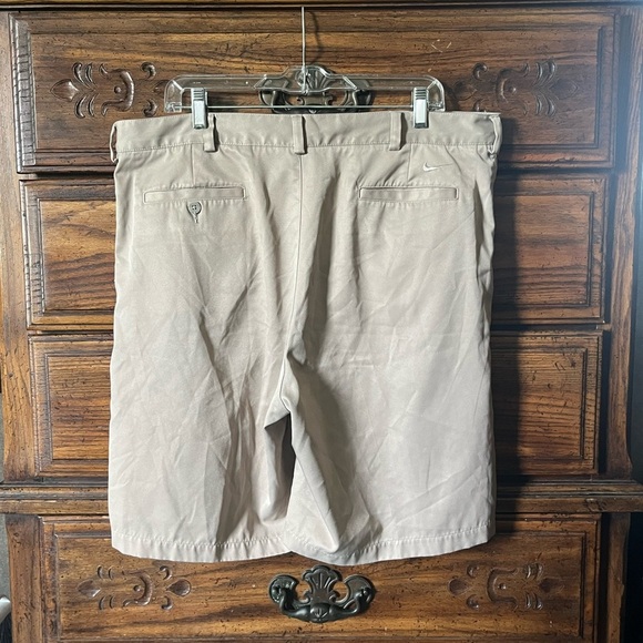 Nike Men's Beige Flat Front Shorts - Picture 2 of 5